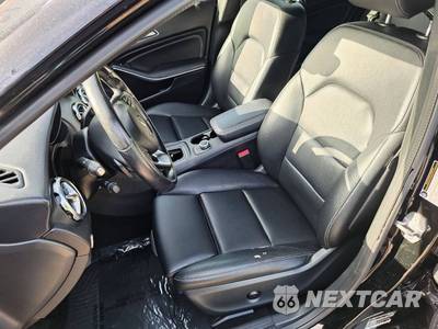 2020 Mercedes-Benz GLA 250 - zdjęcie 25 z 46 - miniatura