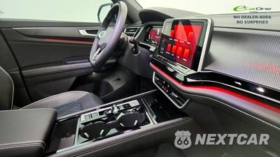2026 Volkswagen Atlas Cross Sport 2.0T SEL Premium R-Line - zdjęcie 35 z 50 - miniatura