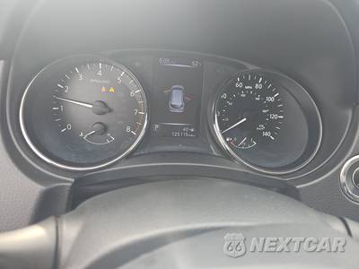 2017 Nissan Rogue Sport SL - zdjęcie 12 z 39 - miniatura