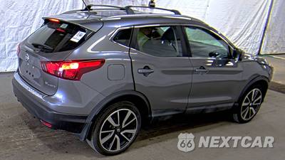 2017 Nissan Rogue Sport SL - zdjęcie 4 z 39 - miniatura
