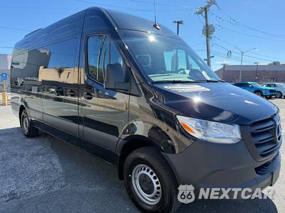 2025 Mercedes-Benz Sprinter 2500 Passenger Van 170.0" WB - zdjęcie 4 z 35 - miniatura