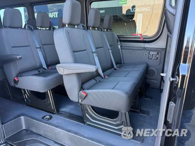 2025 Mercedes-Benz Sprinter 2500 Passenger Van 170.0" WB - zdjęcie 19 z 35 - miniatura