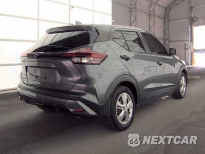 2022 Nissan Kicks S - zdjęcie 2 z 23 - miniatura