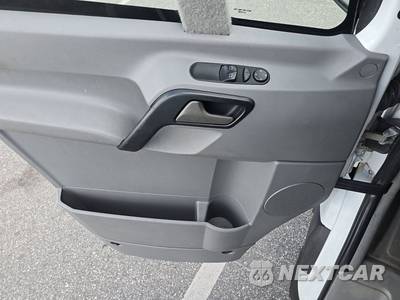 2014 Mercedes-Benz Sprinter 3500 Cargo Van DRW High Roof 170.3" WB - zdjęcie 19 z 34 - miniatura