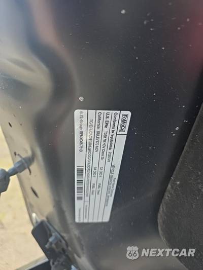 2025 Ford Super Duty F-250 Platinum Crew Cab Medium Bed - zdjęcie 20 z 22 - miniatura