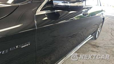 2019 Mercedes-Benz AMG S 63 4MATIC Sedan - zdjęcie 26 z 29 - miniatura