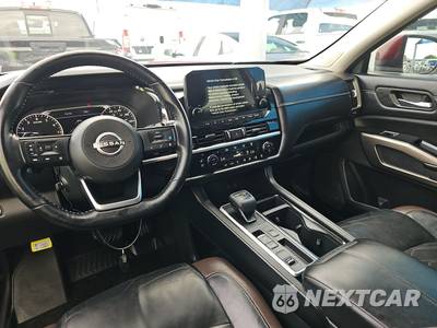 2022 Nissan Pathfinder Platinum - zdjęcie 11 z 23 - miniatura