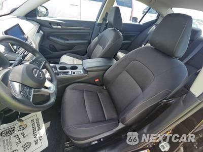 2025 Nissan Altima SV - zdjęcie 7 z 18 - miniatura