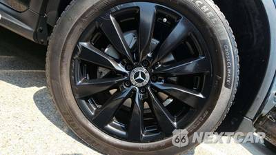 2020 Mercedes-Benz GLC 300 4MATIC - zdjęcie 25 z 31 - miniatura