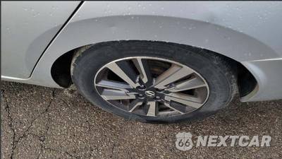 2021 Nissan Versa SV - zdjęcie 22 z 41 - miniatura