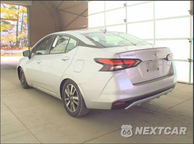 2021 Nissan Versa SV - zdjęcie 3 z 41 - miniatura