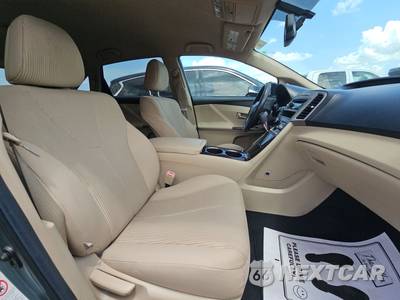 2012 Toyota Venza LE - zdjęcie 8 z 28 - miniatura