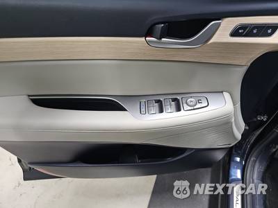 2025 Hyundai Palisade Limited - zdjęcie 9 z 23 - miniatura
