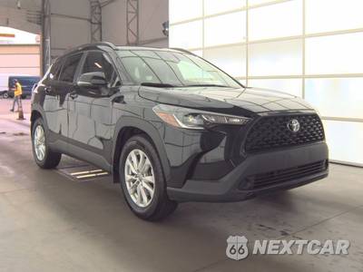 2023 Toyota Corolla Cross LE - zdjęcie 4 z 30 - miniatura