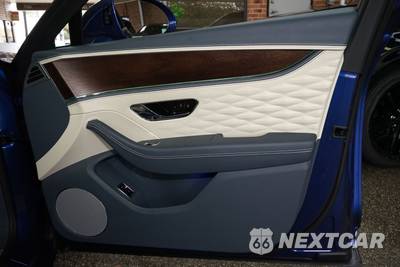 2022 Bentley Flying Spur V8 - zdjęcie 29 z 37 - miniatura