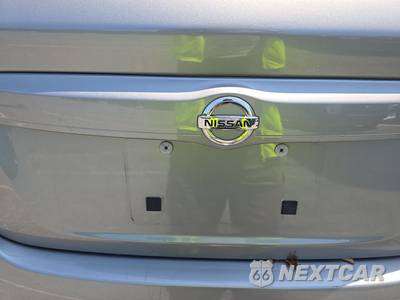 2012 Nissan Versa 1.6 SV Sedan - zdjęcie 16 z 29 - miniatura