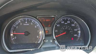 2012 Nissan Versa 1.6 SV Sedan - zdjęcie 18 z 29 - miniatura