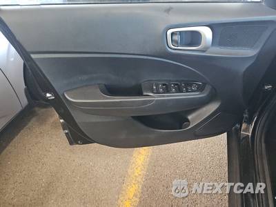 2021 Hyundai Venue SEL - zdjęcie 9 z 30 - miniatura