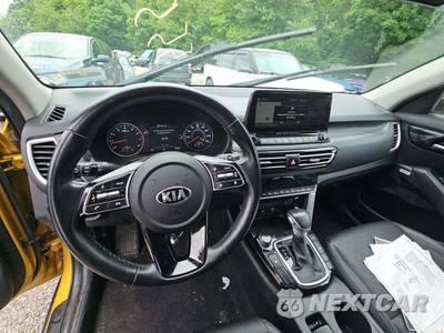 2021 Kia Seltos SX - zdjęcie 6 z 10 - miniatura