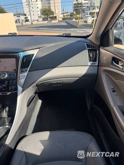 2015 Hyundai Sonata Hybrid Limited - zdjęcie 12 z 24 - miniatura