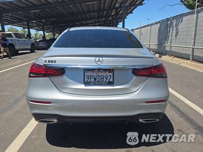 2021 Mercedes-Benz E 350 Sedan - zdjęcie 5 z 21 - miniatura