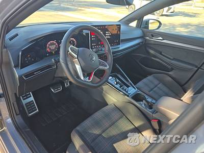 2026 Volkswagen Golf GTI S - zdjęcie 11 z 22 - miniatura