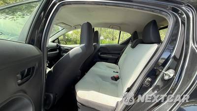 2016 Toyota Prius c One - zdjęcie 16 z 25 - miniatura