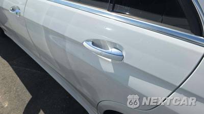 2014 Mercedes-Benz E 250 BlueTEC Sedan - zdjęcie 24 z 29 - miniatura