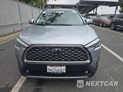 2023 Toyota Corolla Cross XLE - zdjęcie 2 z 24 - miniatura