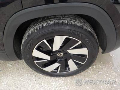 2025 Volkswagen Atlas Cross Sport 2.0T SE w/Technology - zdjęcie 4 z 13 - miniatura