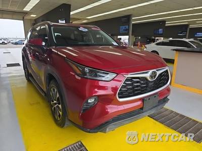 2022 Toyota Highlander XLE - zdjęcie 3 z 17 - miniatura