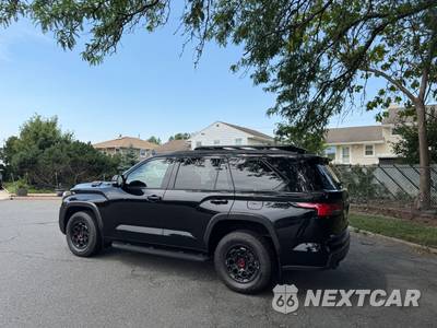 2026 Toyota Sequoia TRD Pro - zdjęcie 2 z 22 - miniatura