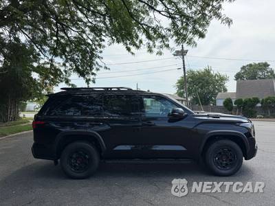 2026 Toyota Sequoia TRD Pro - zdjęcie 5 z 22 - miniatura
