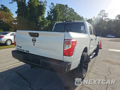 2017 Nissan TITAN S Crew Cab Short Bed - zdjęcie 4 z 18 - miniatura
