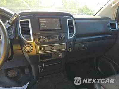 2017 Nissan TITAN S Crew Cab Short Bed - zdjęcie 11 z 18 - miniatura