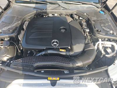2020 Mercedes-Benz C 300 4MATIC Sedan - zdjęcie 23 z 25 - miniatura