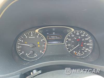 2019 Nissan Pathfinder SV - zdjęcie 12 z 19 - miniatura