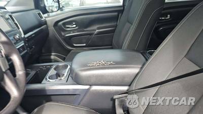 2018 Nissan TITAN SV Crew Cab Short Bed - zdjęcie 25 z 25 - miniatura