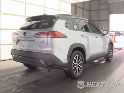2025 Toyota Corolla Cross Hybrid SE - zdjęcie 4 z 19 - miniatura