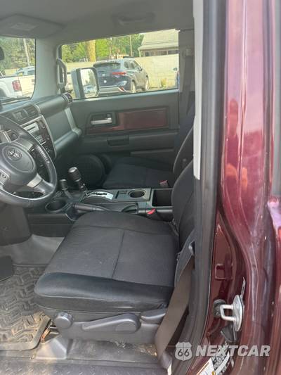 2007 Toyota FJ Cruiser w/Rear Doors - zdjęcie 10 z 16 - miniatura