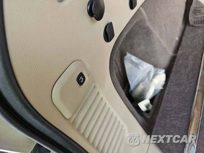 2011 Jeep Grand Cherokee Overland - zdjęcie 27 z 39 - miniatura