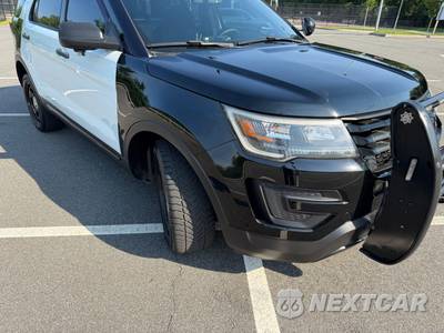 2017 Ford Police Interceptor Utility - zdjęcie 7 z 43 - miniatura