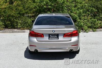 2017 BMW 5 Series Sedan 530i LUXURY LINE - zdjęcie 26 z 50 - miniatura