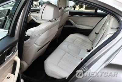 2017 BMW 5 Series Sedan 530i LUXURY LINE - zdjęcie 15 z 50 - miniatura