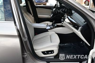 2017 BMW 5 Series Sedan 530i LUXURY LINE - zdjęcie 44 z 50 - miniatura
