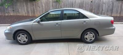 2005 Toyota Camry LE - zdjęcie 10 z 21 - miniatura