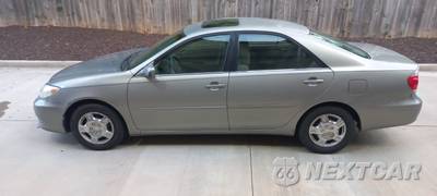2005 Toyota Camry LE - zdjęcie 7 z 21 - miniatura