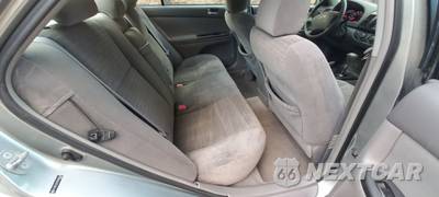 2005 Toyota Camry LE - zdjęcie 13 z 21 - miniatura