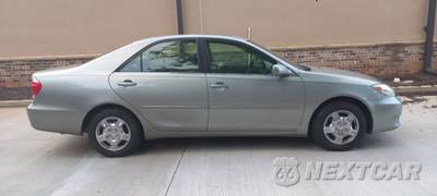 2005 Toyota Camry LE - zdjęcie 9 z 21 - miniatura