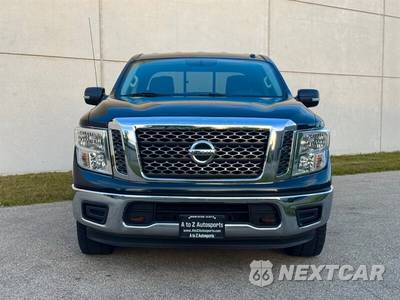2018 Nissan TITAN SV Crew Cab Short Bed - zdjęcie 5 z 30 - miniatura